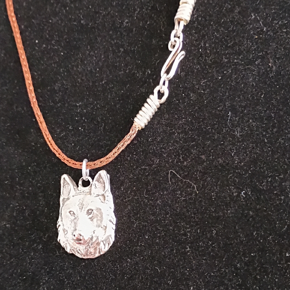 Silver Wolf Pendant Necklace